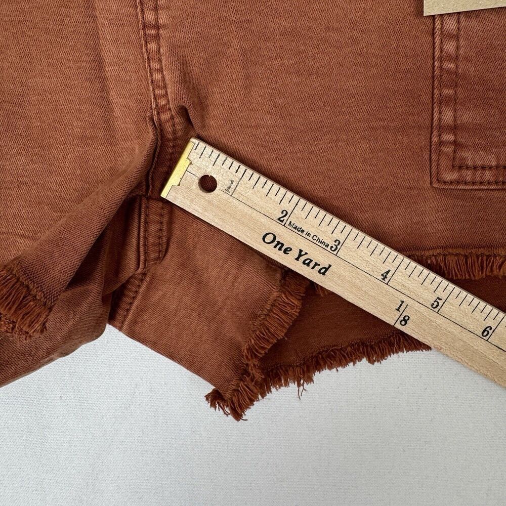 Women’s Rust Frayed Hem Utility Shorts - Picture 16 of 16